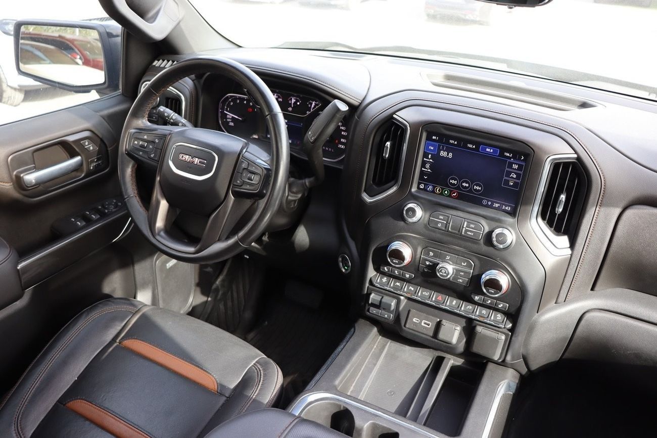 GMC Sierra GMC Sierra AT4 6.2L / GCC / Original Paint/ First Owner