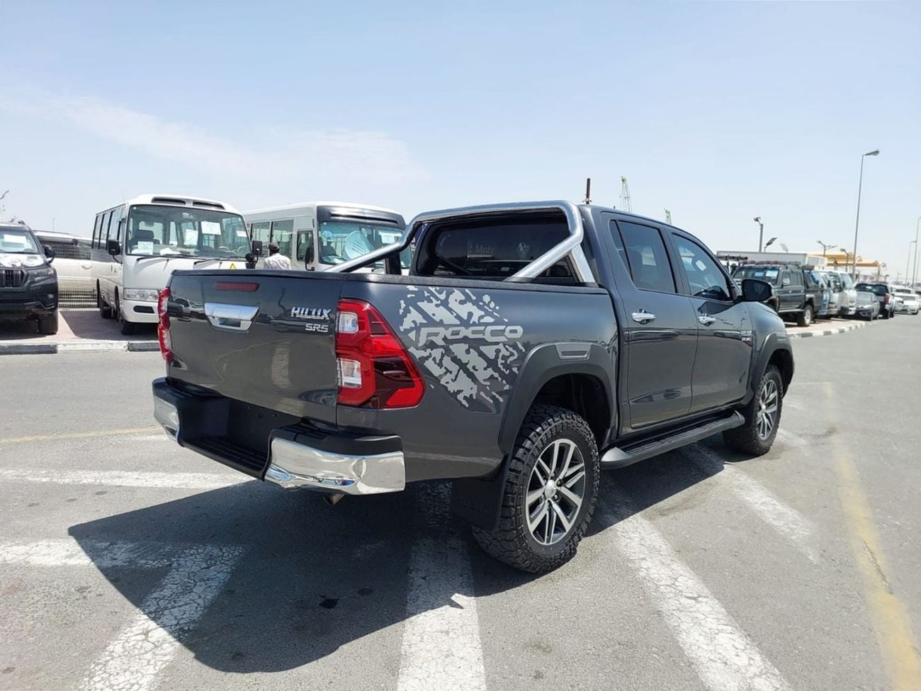 تويوتا هيلوكس TOYOTA HILUX PICKUP RHD 2017 MODEL 2.8 L DIESEL AUTOMATIC(PM93721)