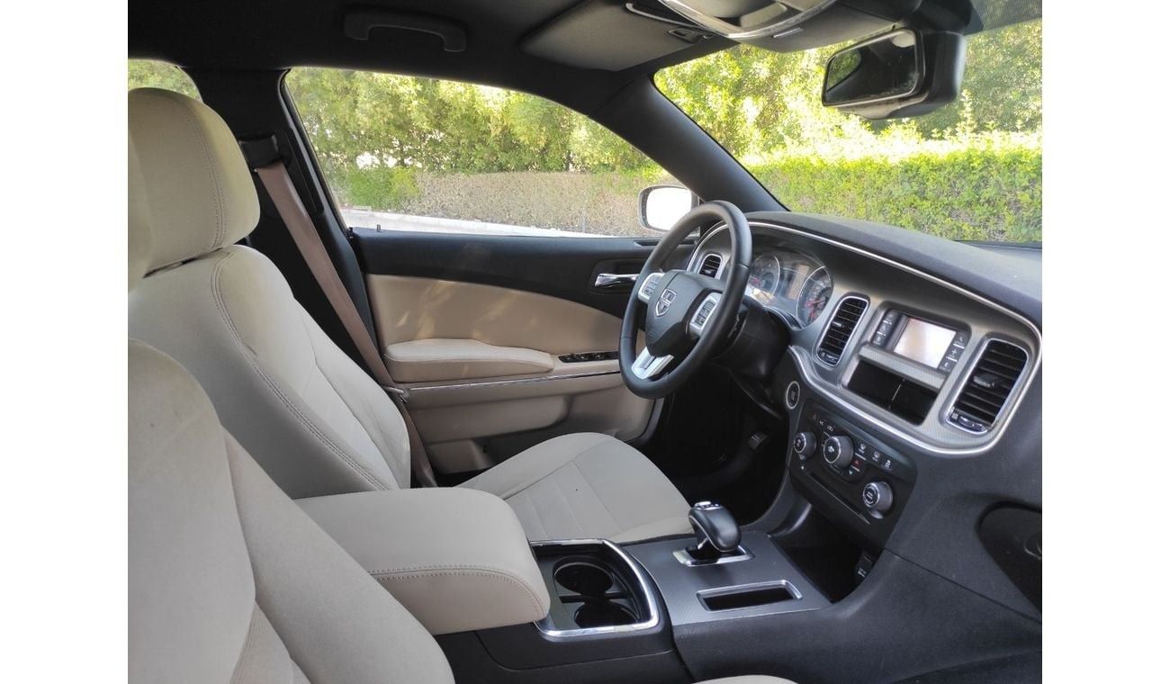 Dodge Charger Dodgy Charger 2013 Gcc V6 full automatic