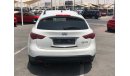 Infiniti QX70 Infinity QX70S model 2015 GCC car prefect condition full option low mileage sun roof leather seats b