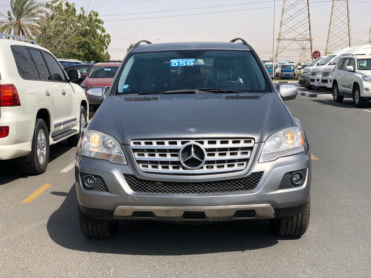 Mercedes-Benz ML 350 MATRIX EDITION-SUNROOF-DVD-LEATHER SEATS-POWER SEATS-ALLOY RIMS-REAR AC-REAR CAMERA-LOT-598