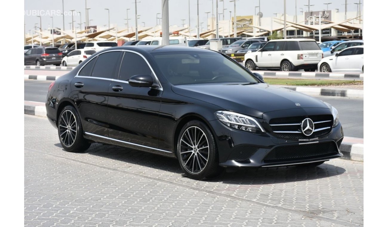 مرسيدس بنز C 300 MERCEDES BENZ C-300