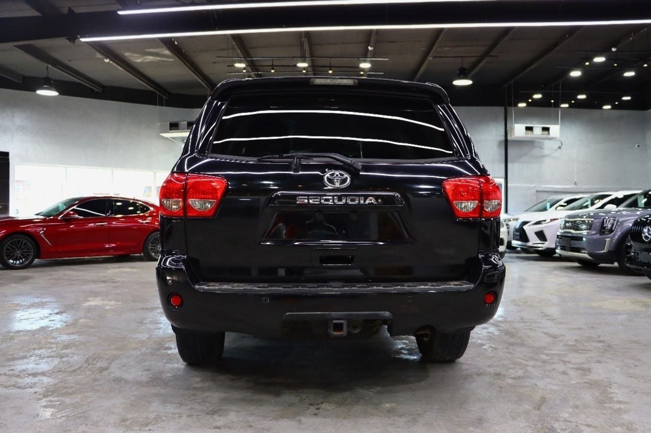Toyota Sequoia