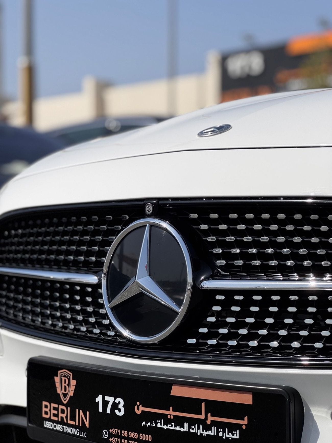 مرسيدس بنز E200 2.0L