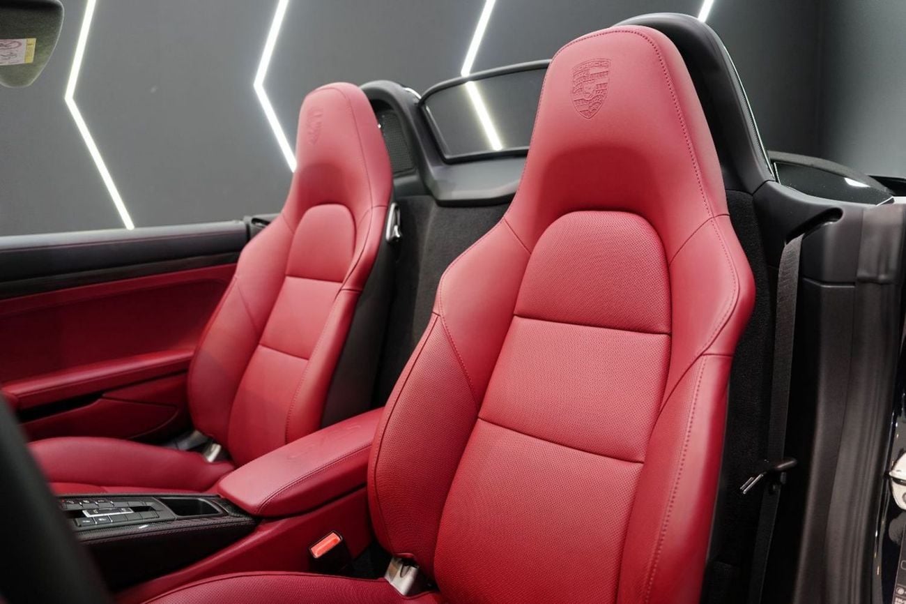 Porsche 718 Boxster GTS Carbon Interior Package, Sport Chrono, Al Nabooda Warranty!!