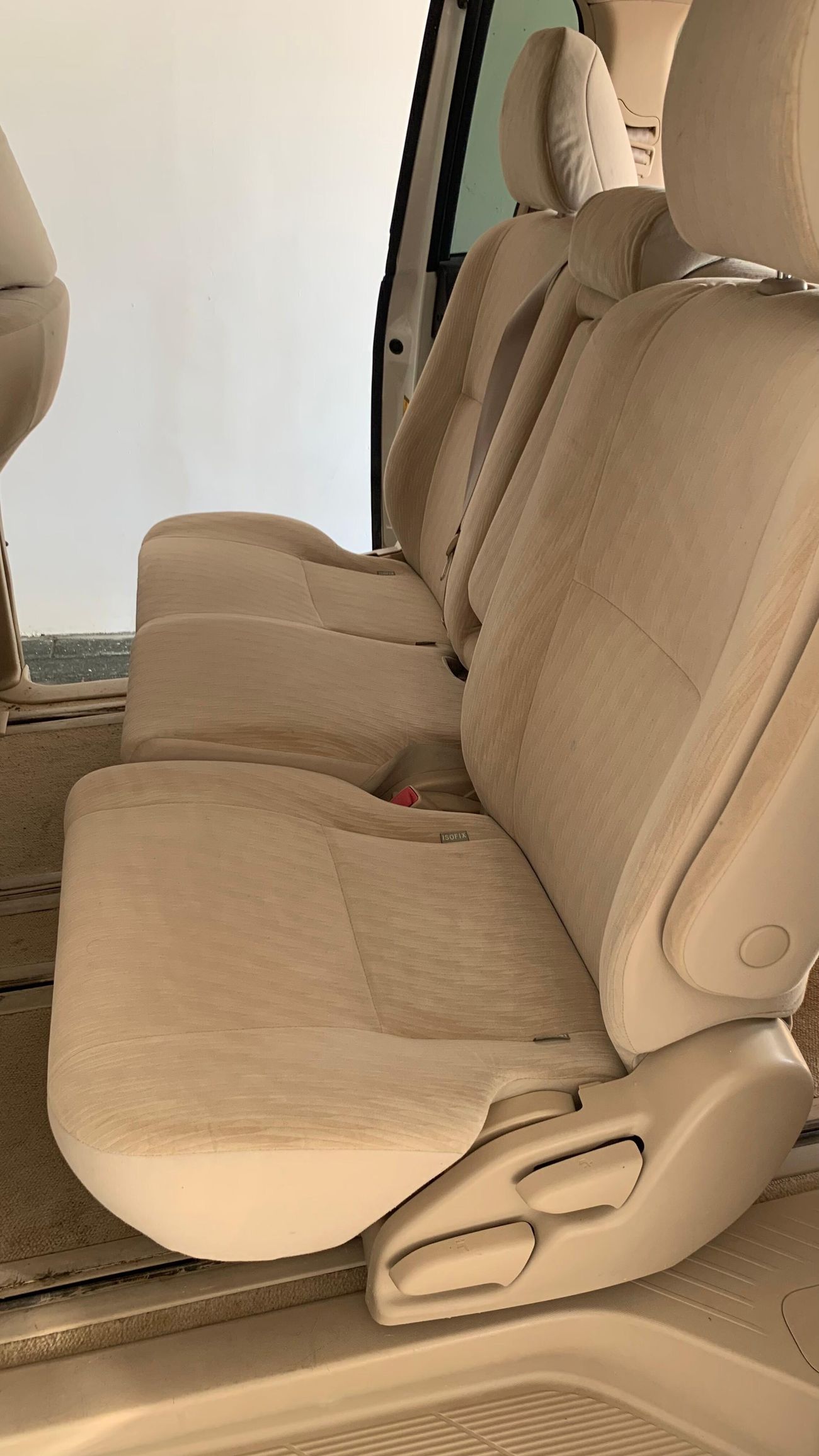 تويوتا بريفيا S 2.4L