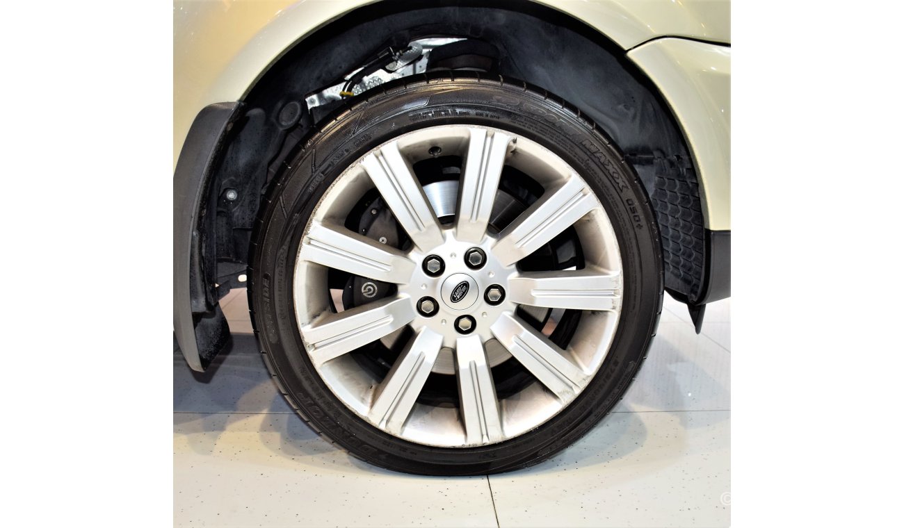 Land Rover Range Rover Sport With supercharge badge GCC Specs