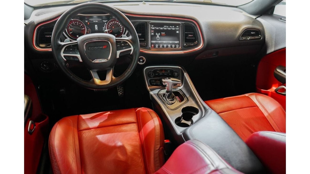 Dodge Challenger SXT