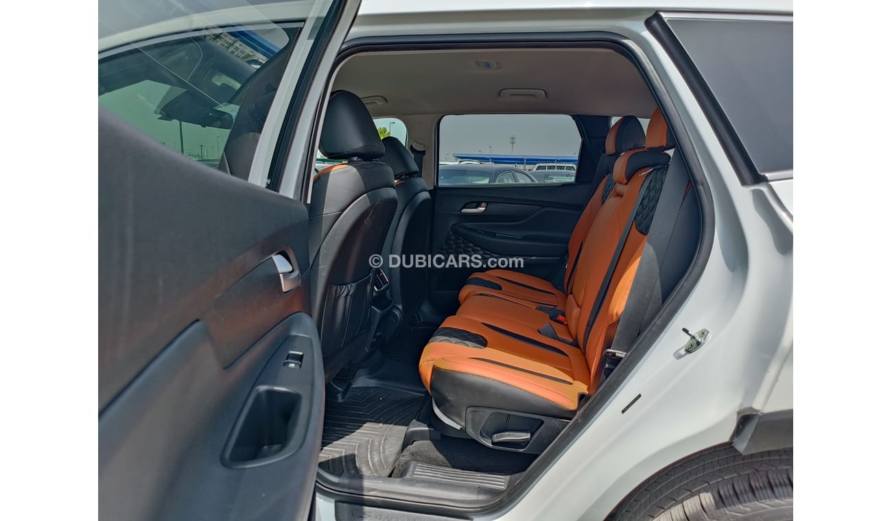 Hyundai Santa Fe SE /  V4 / 2.4L / 1 YEAR WARANTY / INSURANCE- REGISTERATION (LOT # 18099)