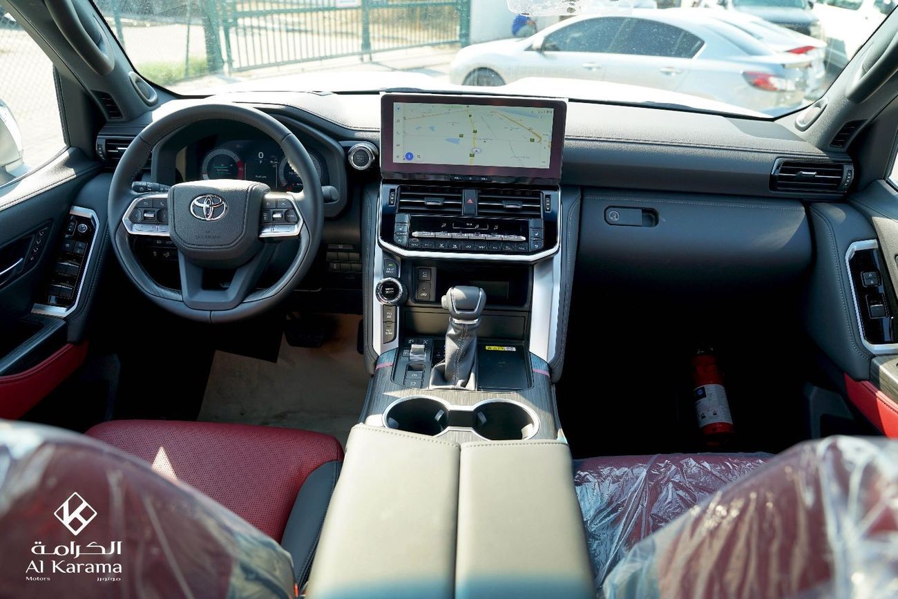 Toyota Land Cruiser 3.3L | VXR | JBL Sound | Rear LCD Screens | GCC Specs | Full Option