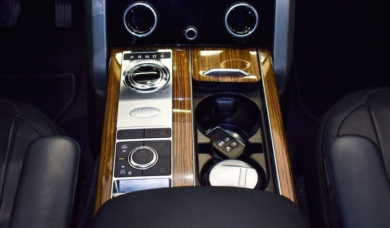 لاند روفر رينج روفر HSE 3.0L (380 HP)