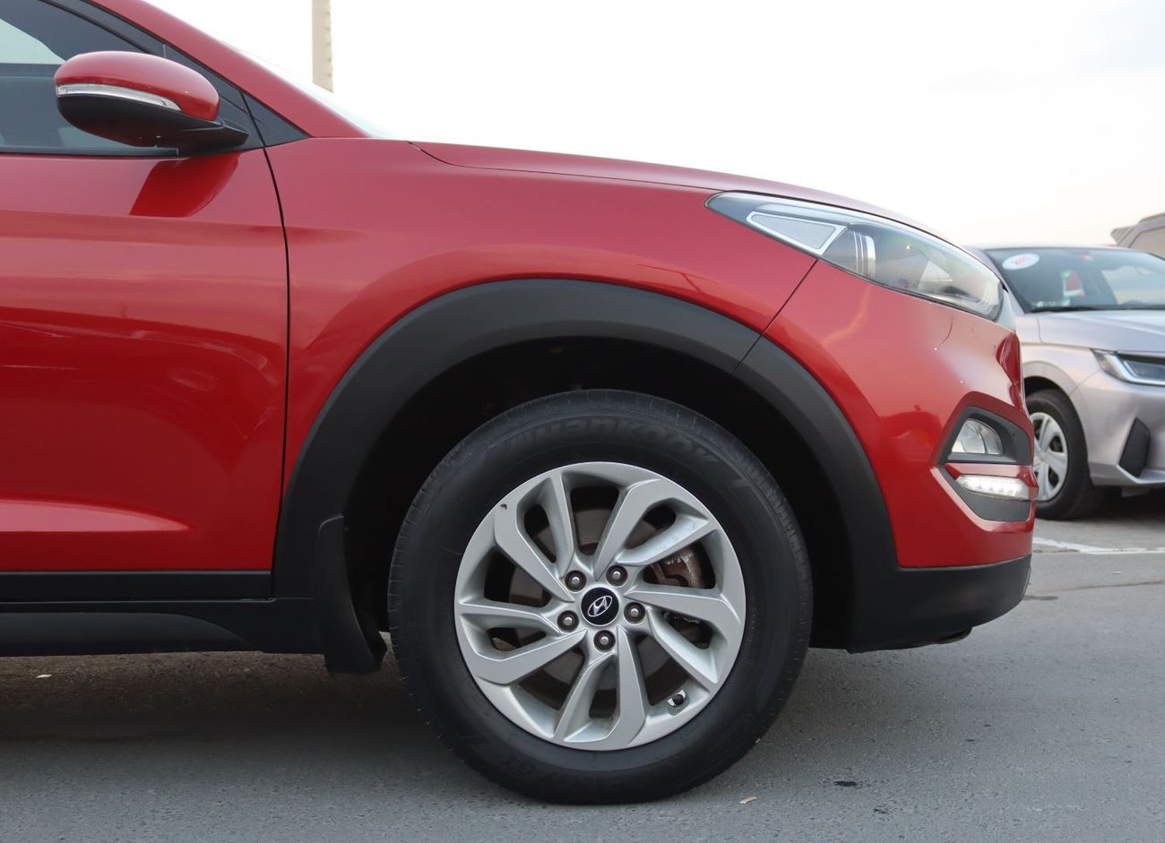 هيونداي توسون هيونداى توسان - 2018 - خليجى سقف بانورامى - بدون حوادث -  بمحرك 2.0 سى سى - ممشى قليل - بحاله ممتازه