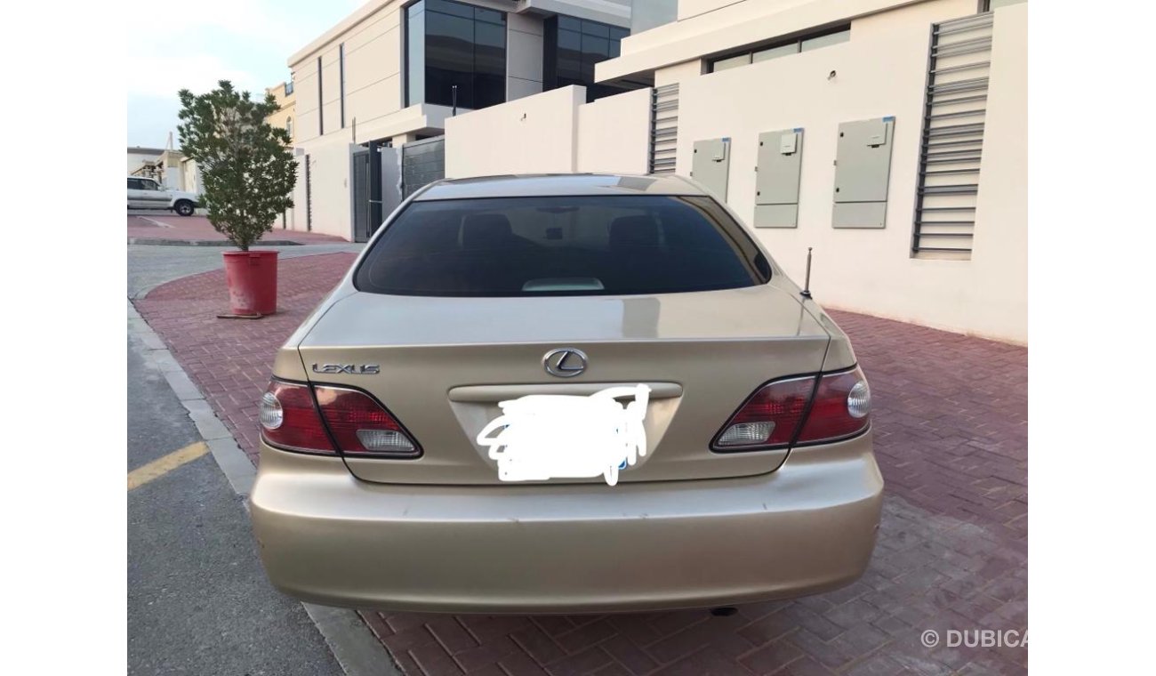 Lexus ES 300