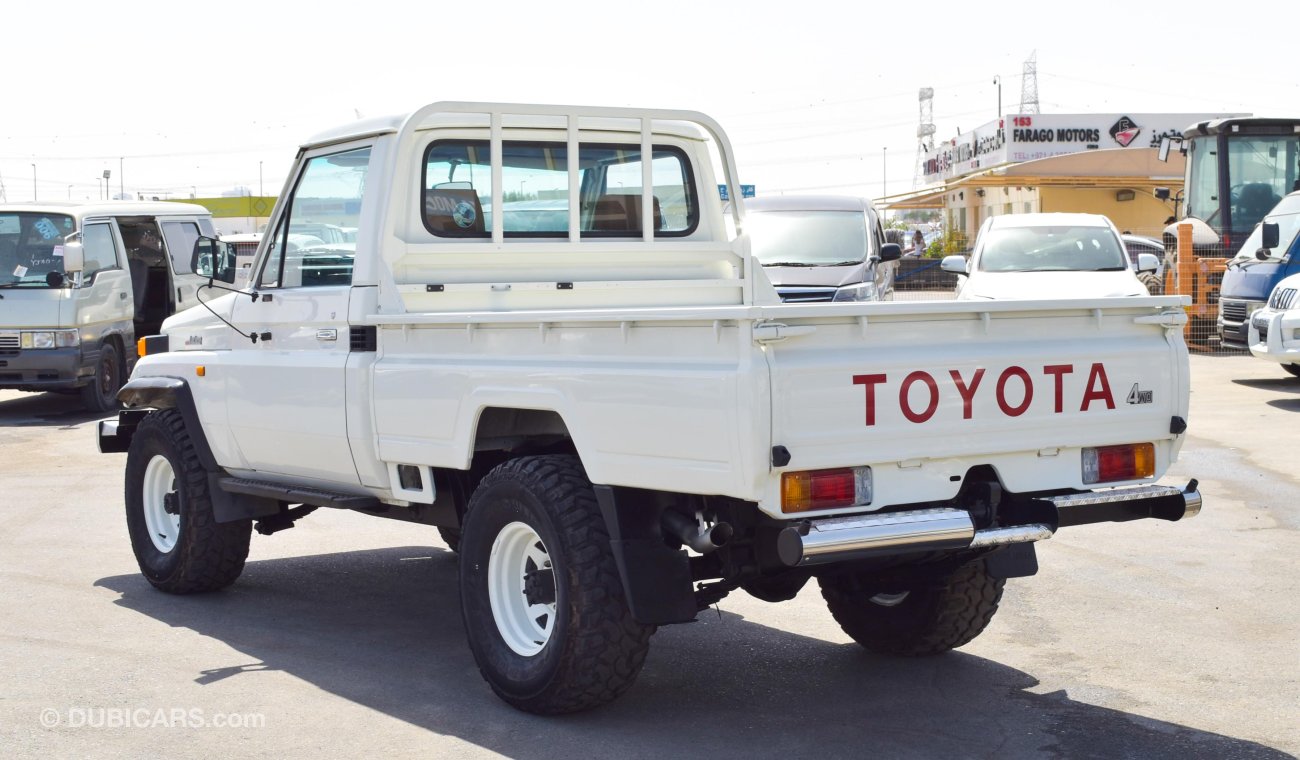 Toyota Land Cruiser Pick Up d