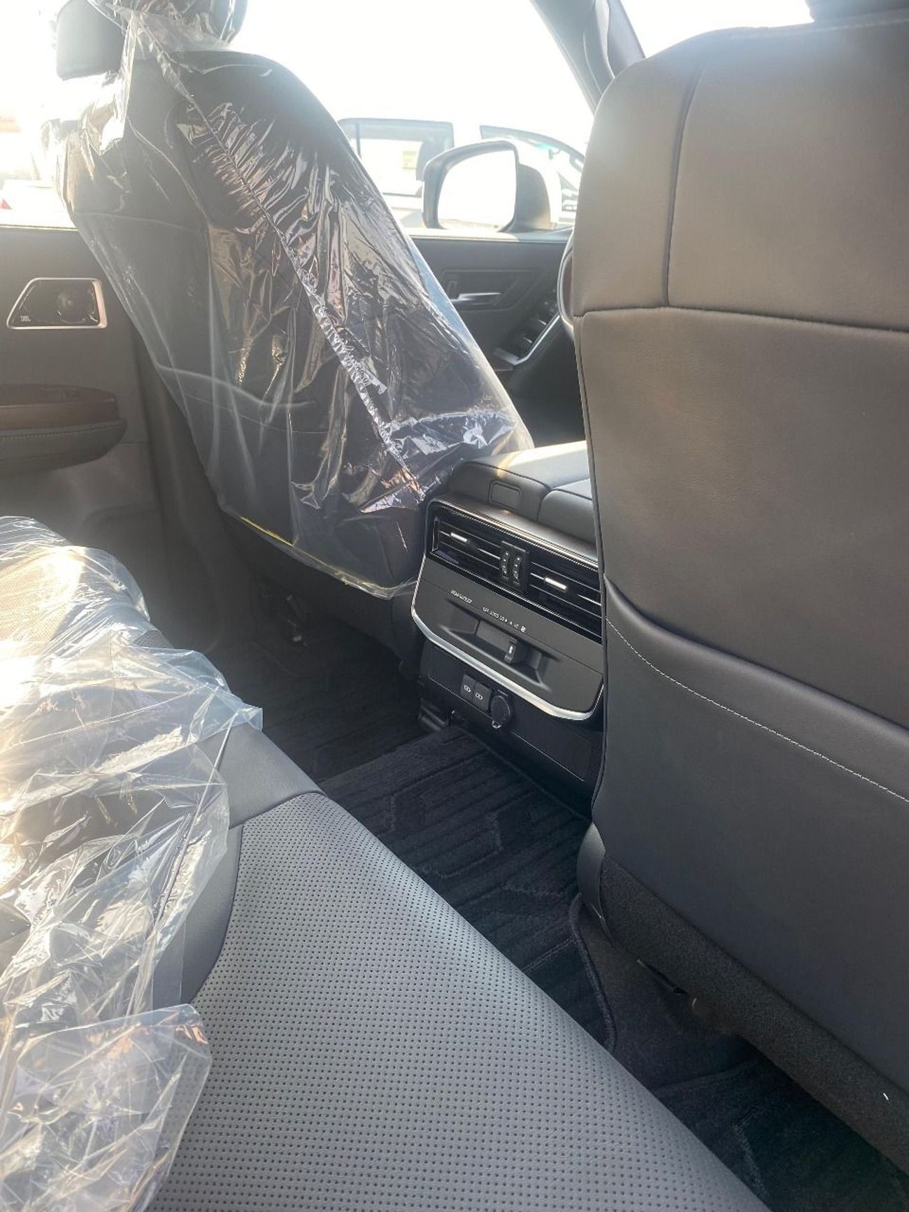 تويوتا لاند كروزر TOYOTA LAND CRUISER LC300 GXR 3.5 2025