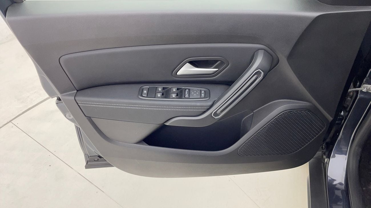 Renault Duster LE 1.6 | Zero Down Payment | Home Test Drive