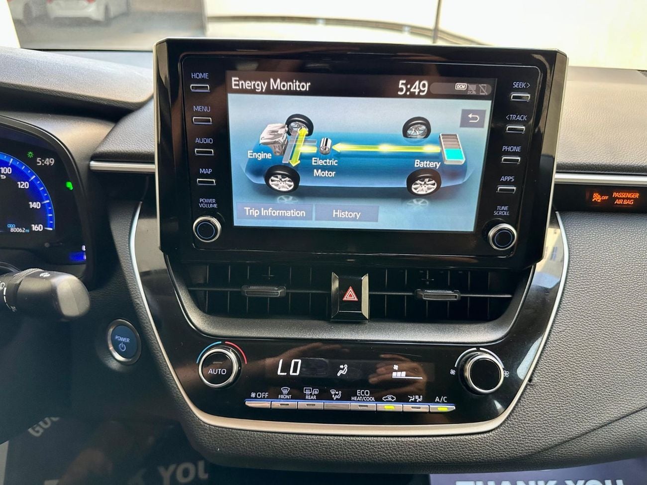 Toyota Corolla LE Corolla HYBRID