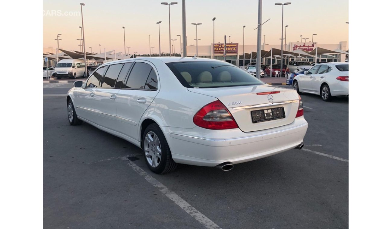 Mercedes-Benz E 280 Mercedes Benz E280 model 2009 GCC cr prefect condition low mileage 6 door