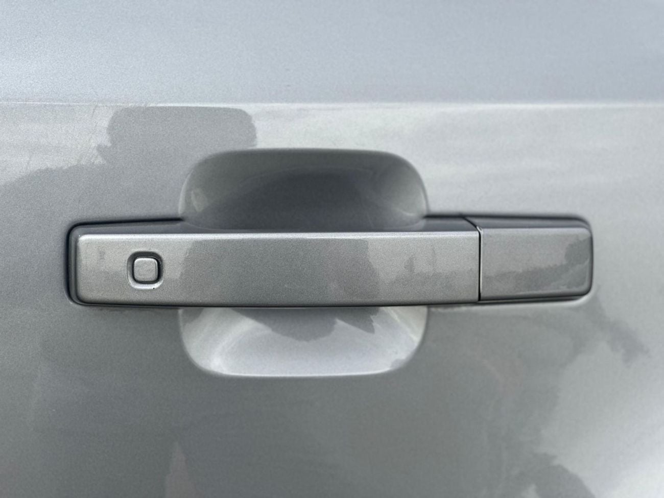 Land Rover Defender P400 110 HSE 3.0L (5 Seater)