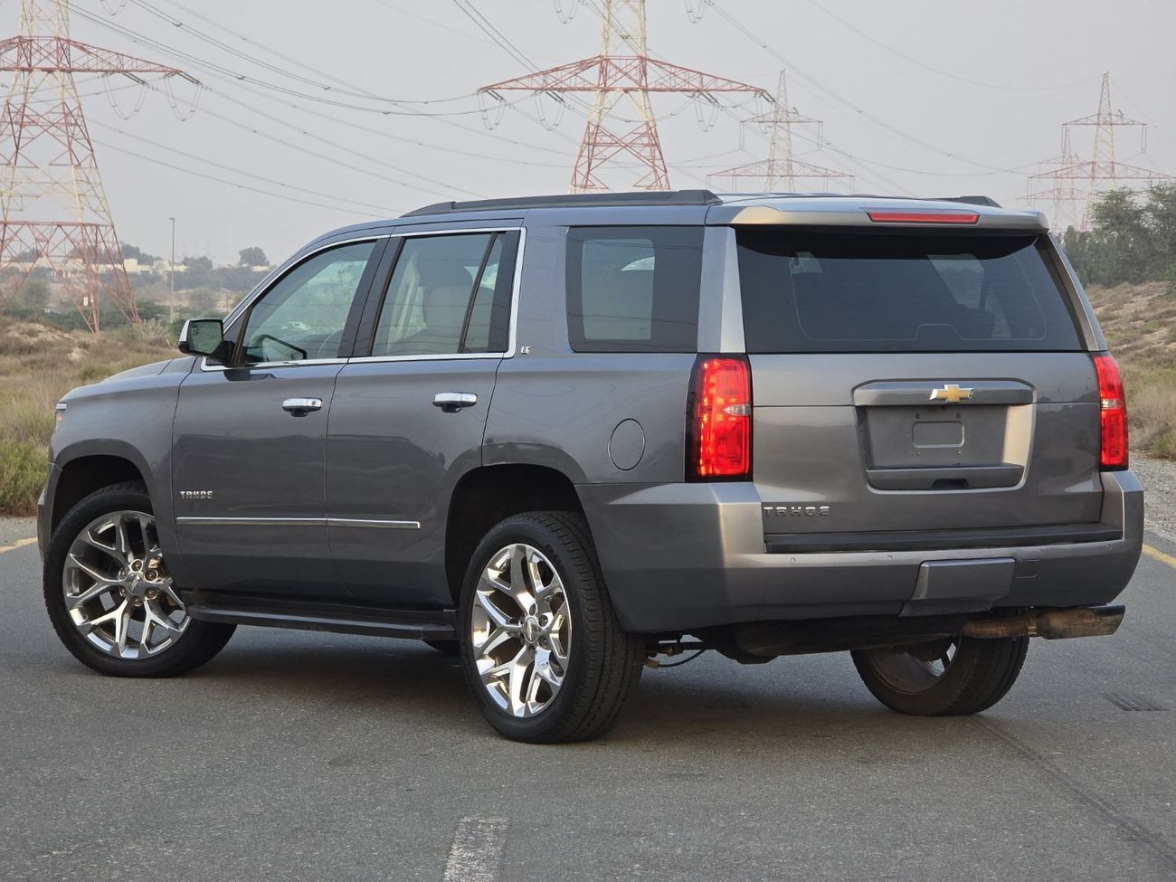 Chevrolet Tahoe LS 5.3L 4WD (8 Seater) CHEVROLET TAHOE LT 2018 GCC 2KEYS // PERFECT CONDITION