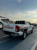 Mitsubishi L200 GL Double Cab Petrol 2.4L Mitsubishi L200 2.4L Full Option EXPORT ONLY!!!