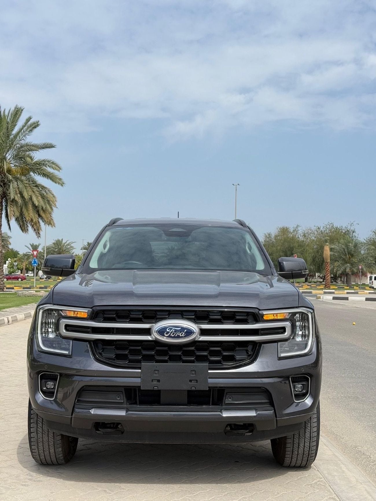 فورد ايفرست Ambiente