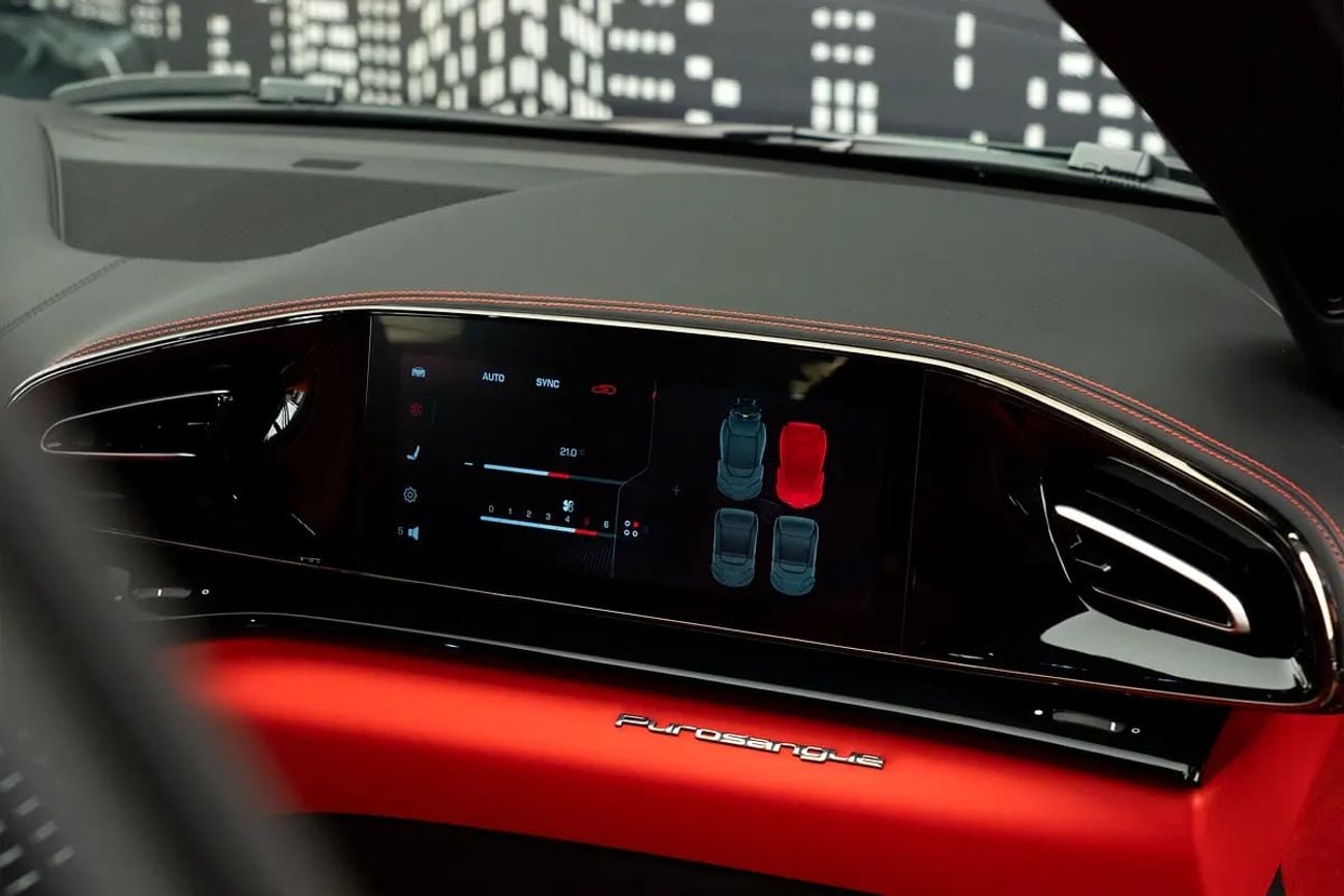 فيراري بوروسانجوي FERRARI | PUROSANGUE | FULL CARBON FIBER | GCC SPECS DEALER WARRANTY + SERVICE CONTRACT ( Al TAYER )