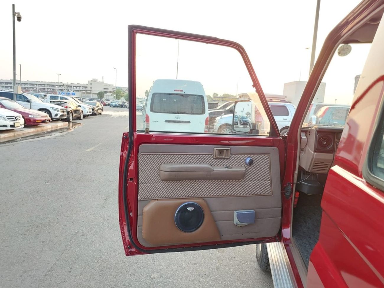 تويوتا لاند كروزر TOYOTA LAND CRUISER SUV RHD 1990 MODEL 3.5 L DIESEL MANUAL(PM02477)