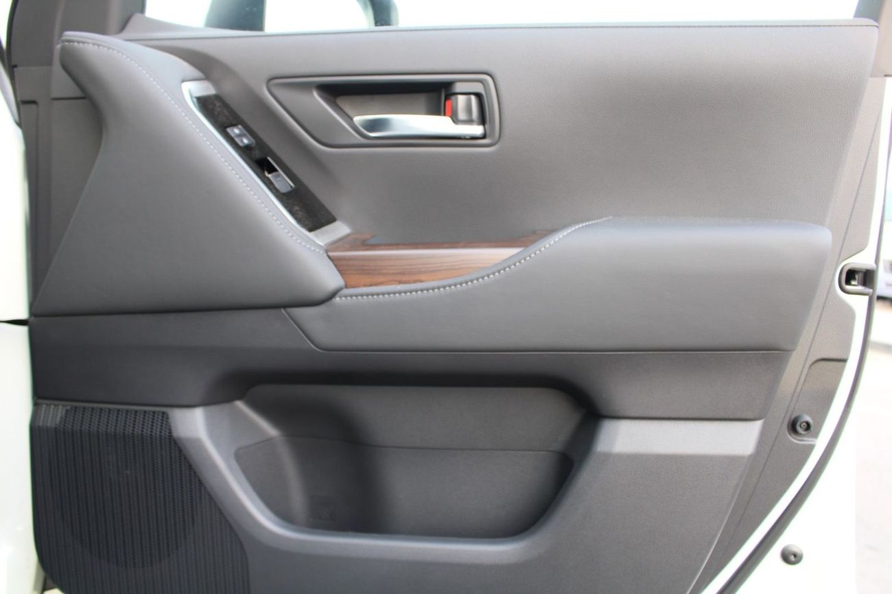 تويوتا لاند كروزر TOYOTA LANDCRUISER 300 4.0L V6 PETROL VX AUTO