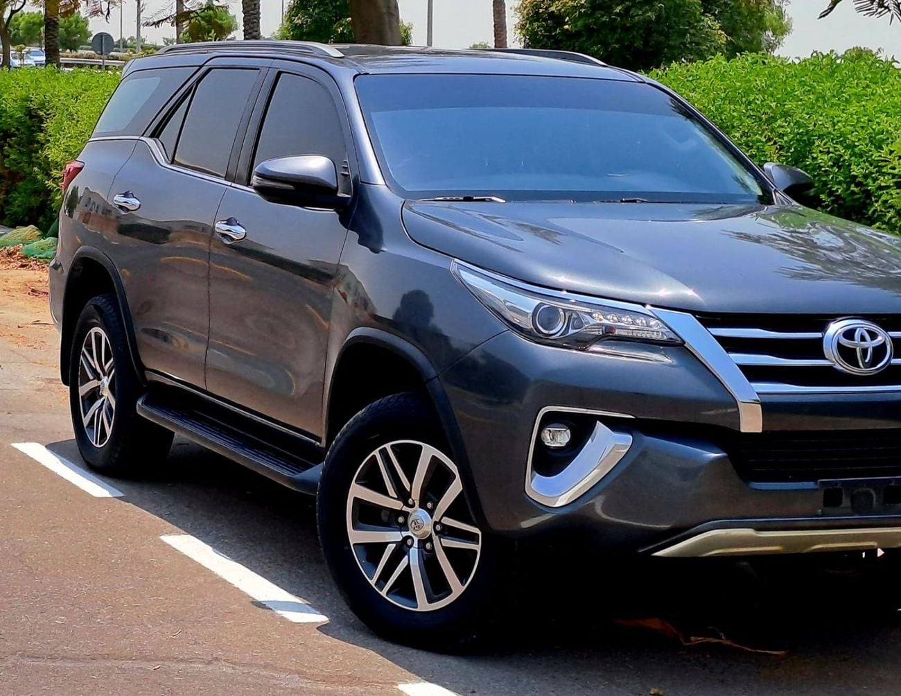 Toyota Fortuner VXR 1442-Monthly For 3 Years I GCC | V6 , Full Option