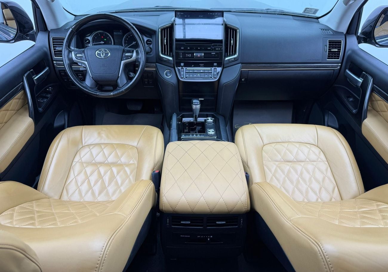 تويوتا لاند كروزر