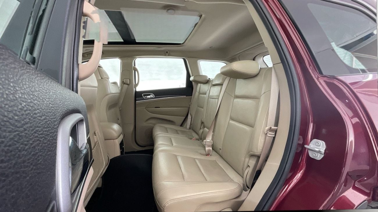 جيب جراند شيروكي 3.6 LIMITED 4WD AUTO | شامل الضمان | 0 ﺪﻔﻋﺓ ﺃﻮﻟﻯ