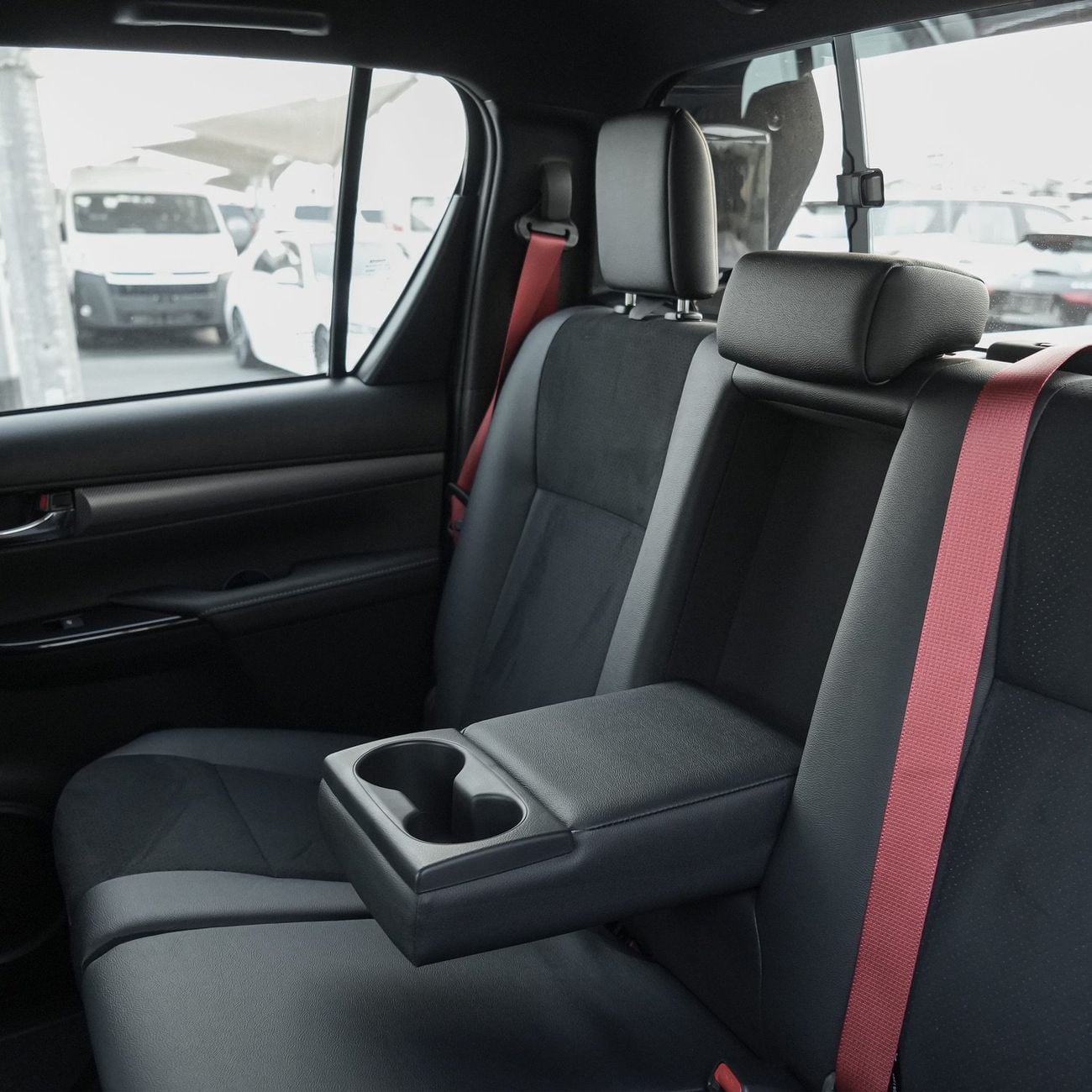 تويوتا هيلوكس Hilux GR 4.0 2025