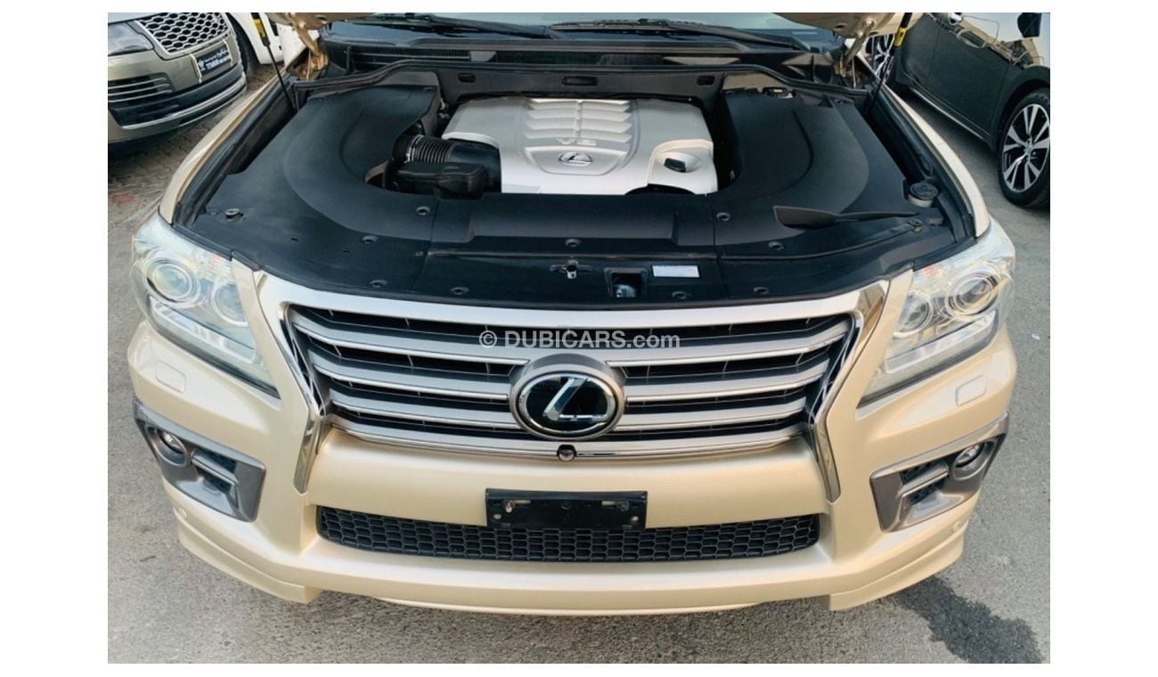 لكزس LX 570