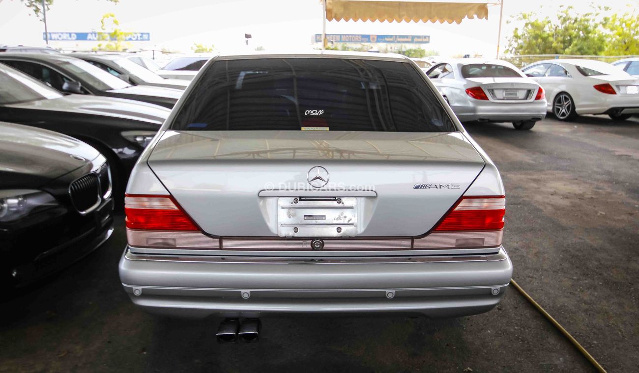 مرسيدس بنز S 600