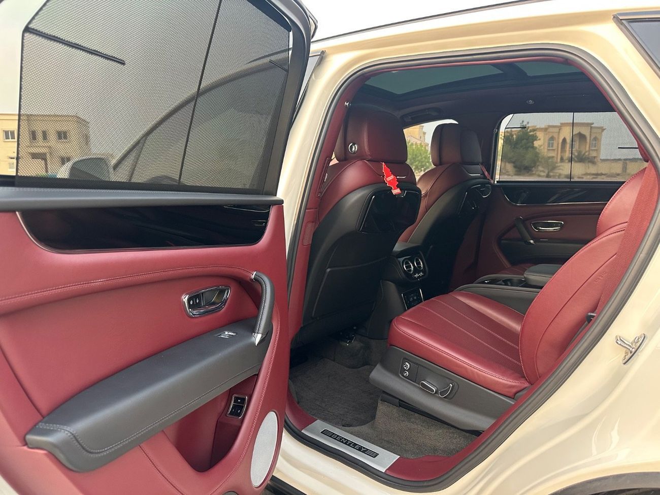 بنتلي بينتايجا Bentayga 4.0T