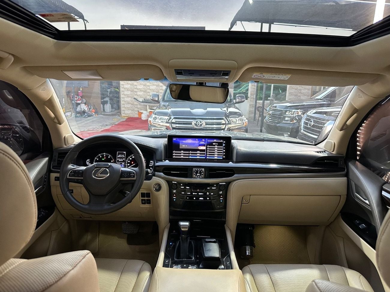 لكزس LX 570 SIGNATURE