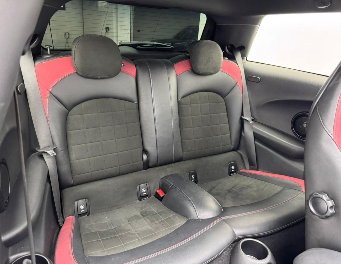 Mini John Cooper Works 2020 Mini Cooper JCW, Mini Service History, 1 Year Warranty, Excellent Condition, GCC