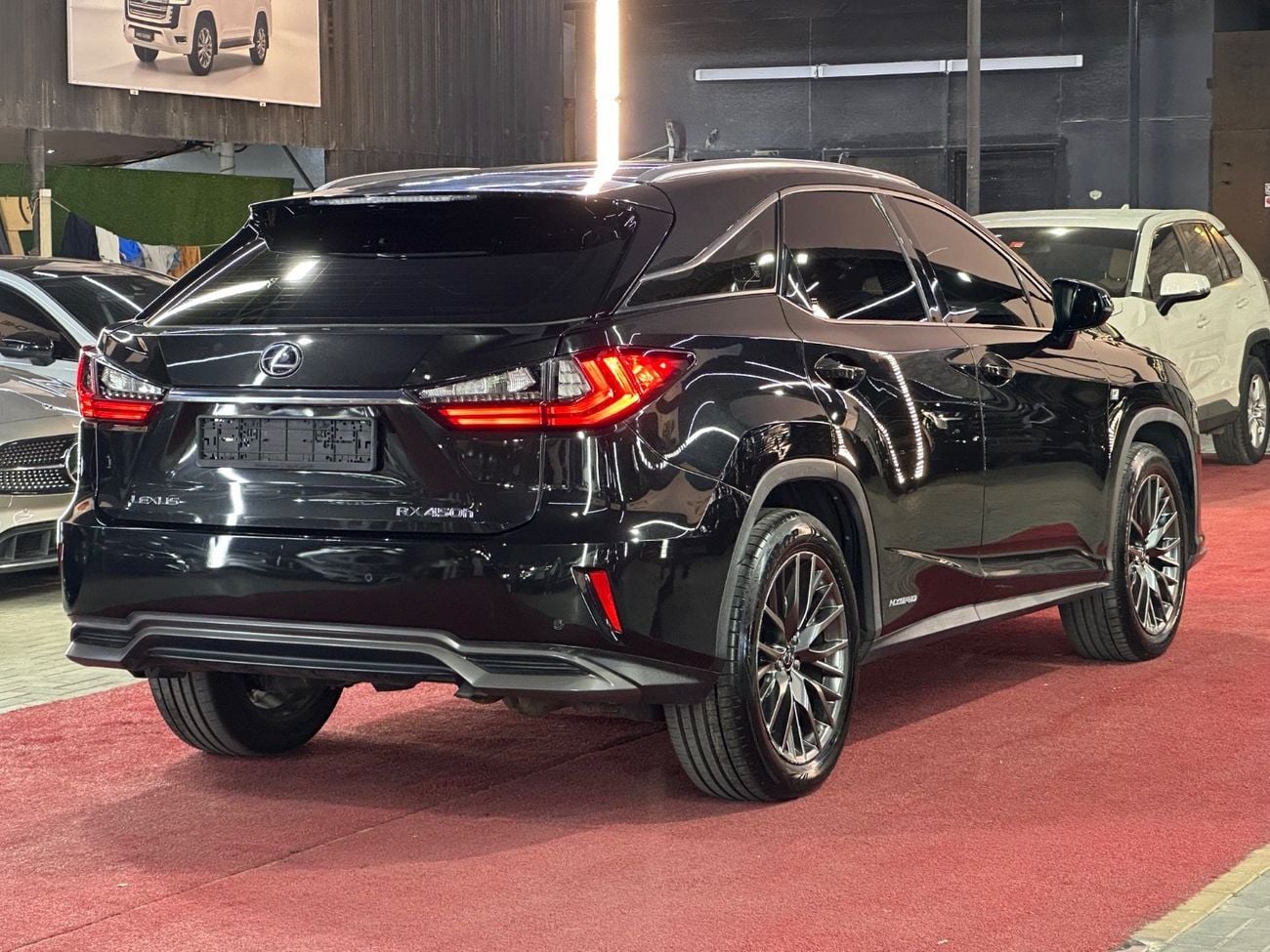 لكزس RX450h F-SPORT