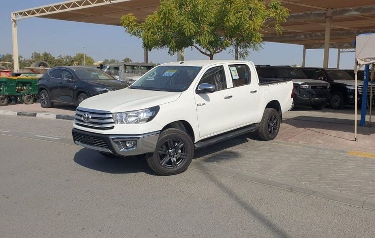 Toyota Hilux 2.4L - 4WD - MT - PW (DIESEL)