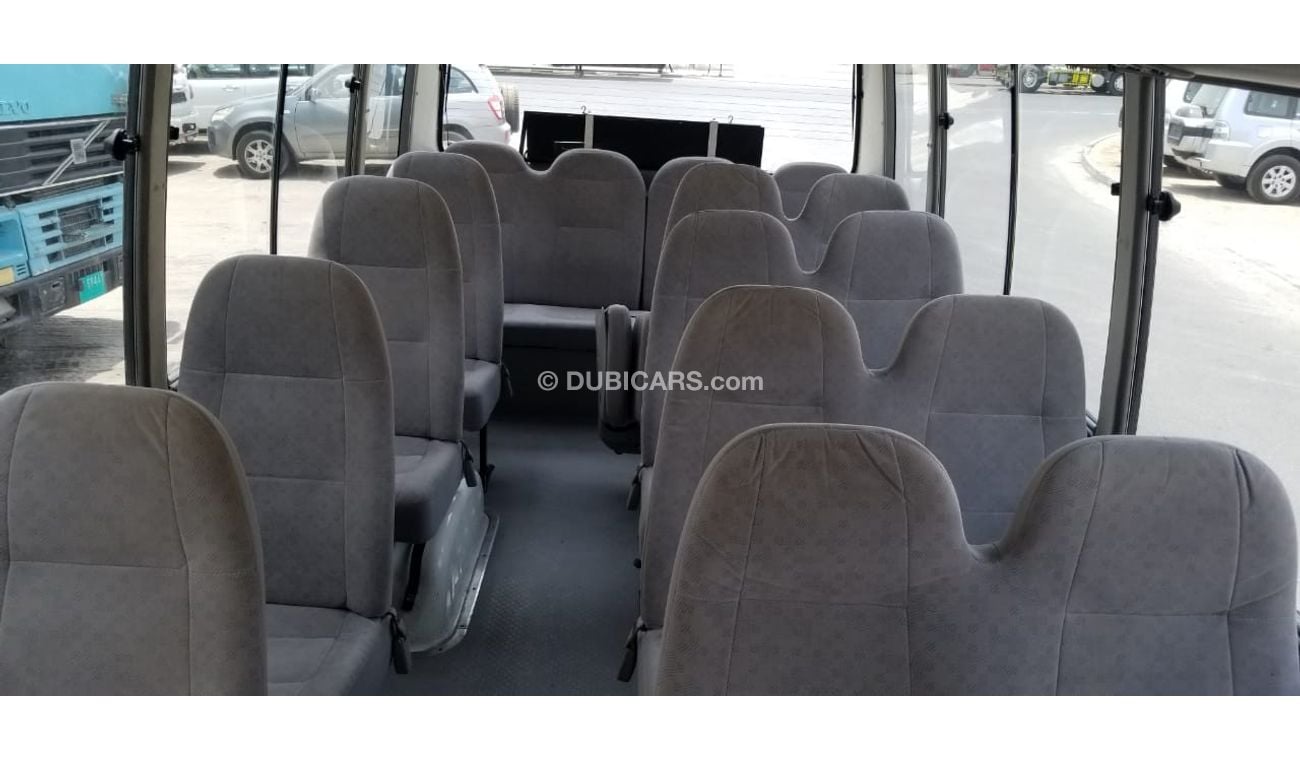 تويوتا كوستر 2014, Petrol, 29 Seats, Perfect in Condition [Left-Hand Drive]