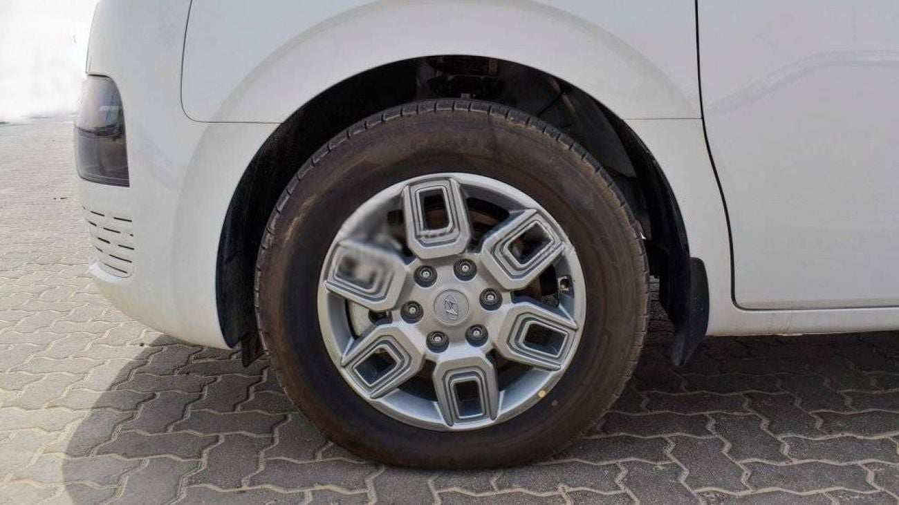 Hyundai Staria 2.2 L, DIESEL, M/T, 11 SEATER, 2023 MODEL, 17 ALLOY WHEELS