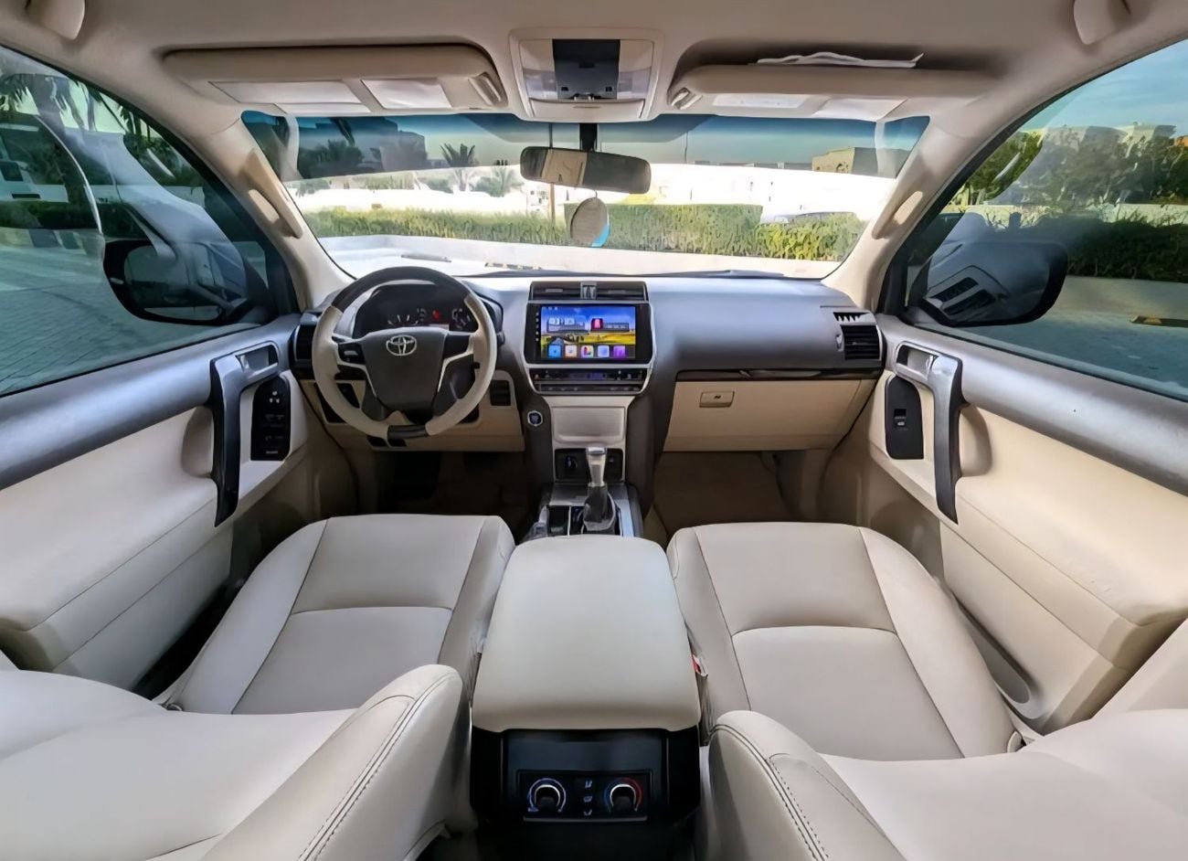 تويوتا برادو TXL LHD 4.0L V6 1GR petrol engine Automatic Gear 4WD 7 Seats 5 Doors