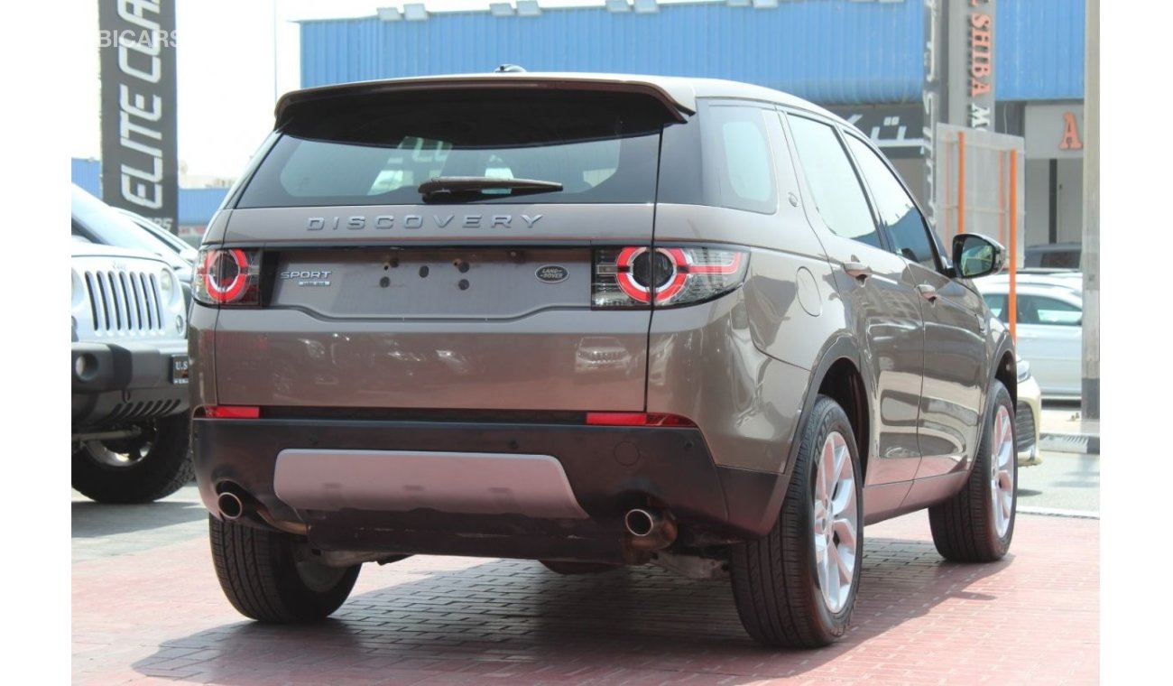 Land Rover Discovery SPORT HSE 2016 GCC SINGLE OWNER IN MINT CONDITION