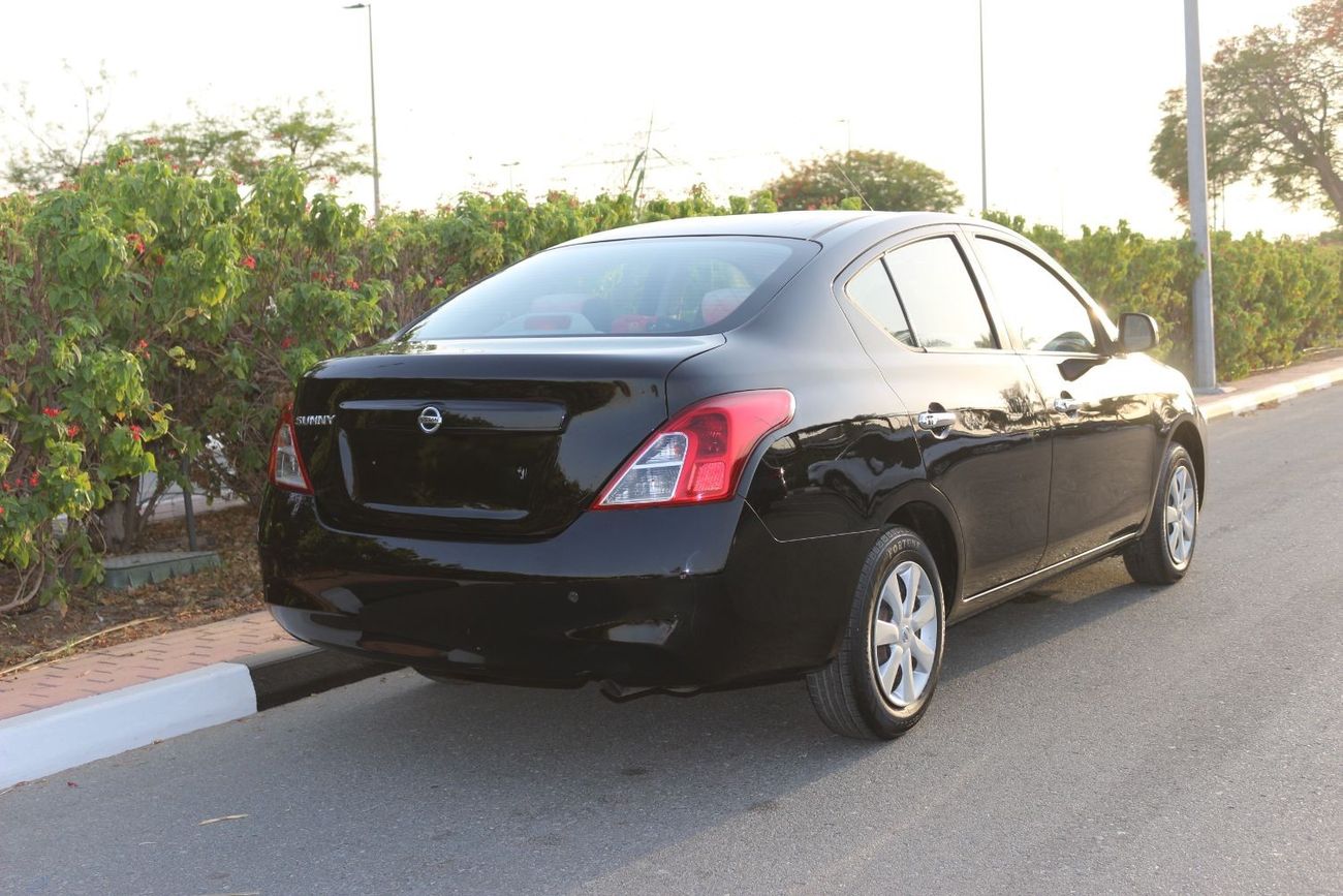 Nissan Sunny SE Nissan Sunny 2013 Full automatic Gcc