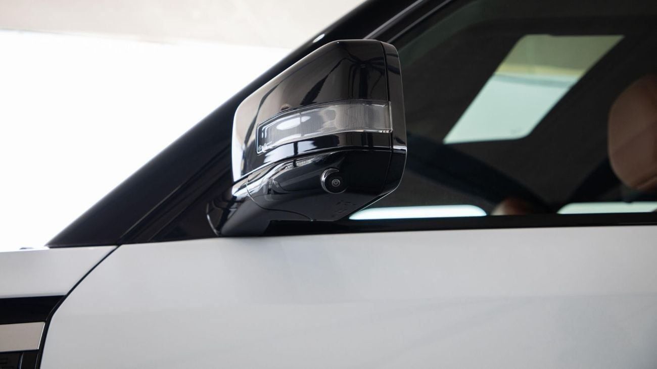 ROX 01 PRESTIGE VIP 7SEATS 1.5L PLUG-IN LONG RANGE FOR LOCAL