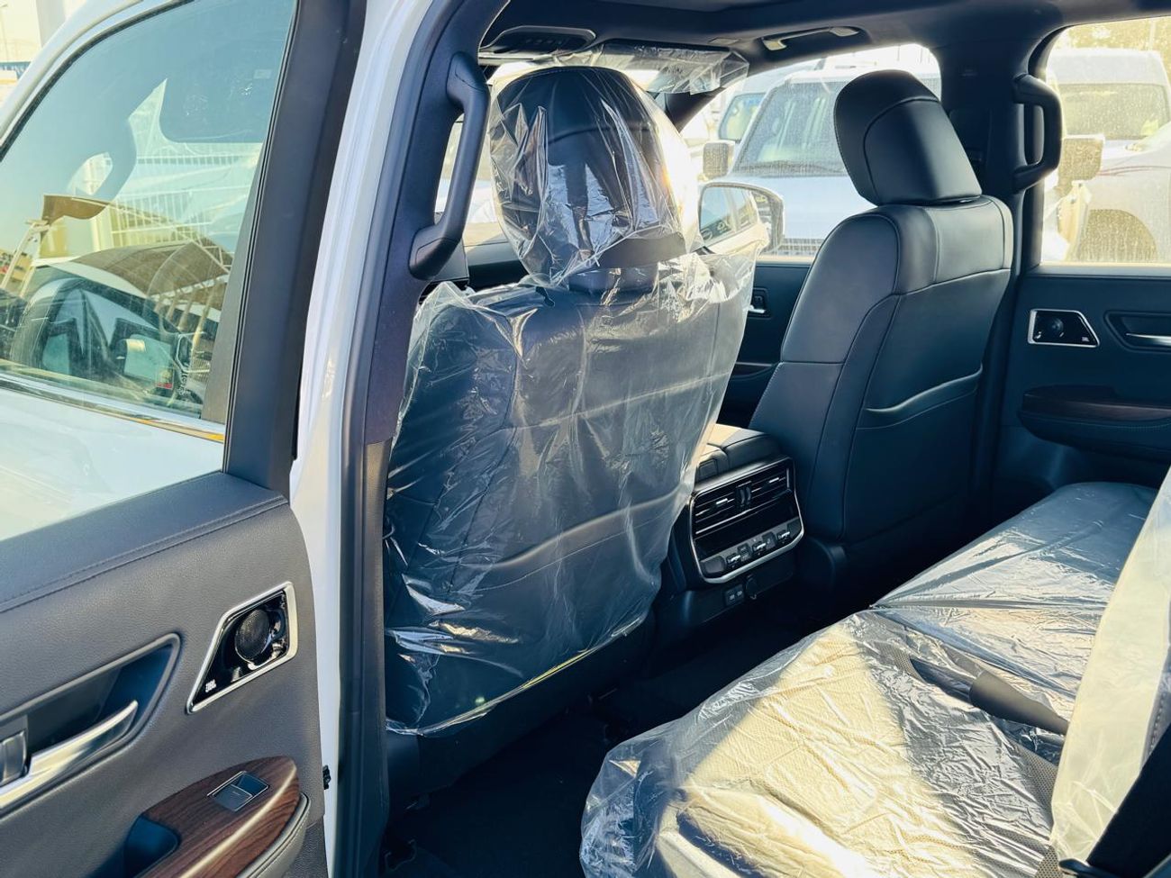 Toyota Land Cruiser TOYOTA LAND CRUISER (300 SERIES) VX 3.5L  WHITE 2026