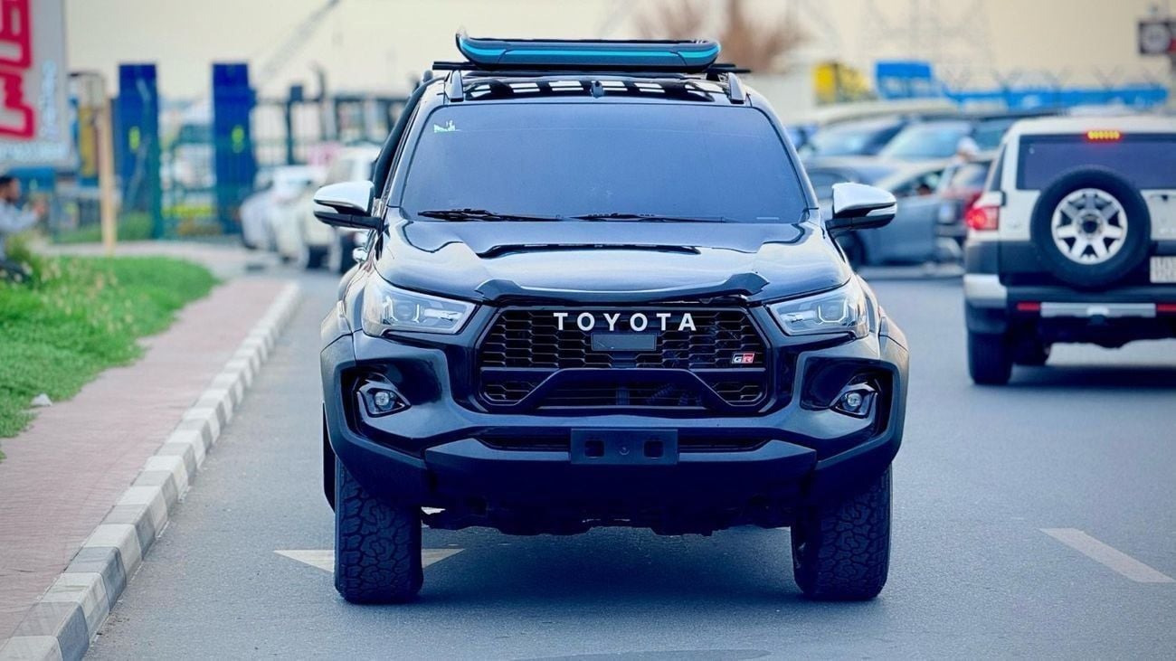 Toyota Hilux 2017 FACE-LIFTED 2025 GR SPORT OFF-ROAD V4 GCC IN EXCELLENT CONDITION