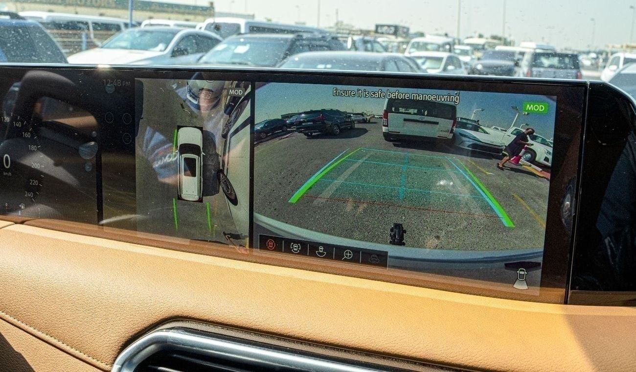 Nissan Patrol 2026 Nissan Patrol SE Platinum 3.8L AT Petrol (Silver Black Roof)