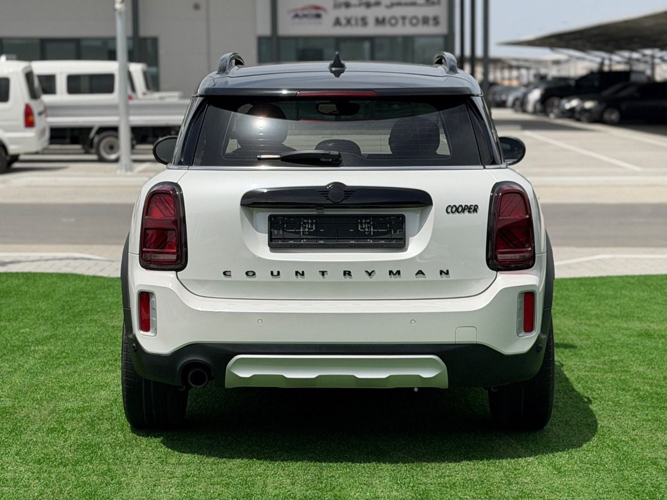 Mini Cooper Countryman Mini Cooper Country / 2022 / 32,000KM / GCC / Under Warranty